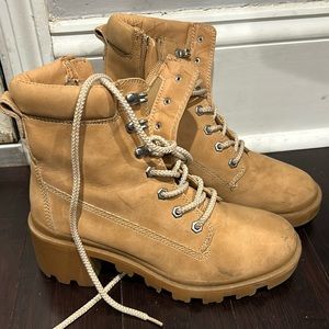 Women's boots